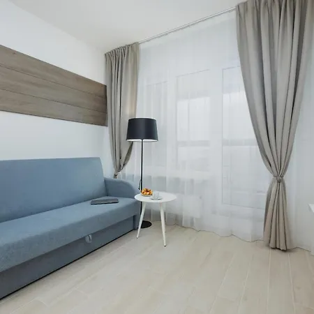 Aquamarina Onyx By Renters *